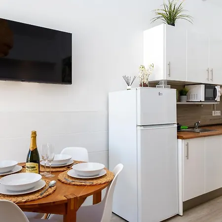 Relaxing Retreat In Maspalomas - Fully Renovated Apartment